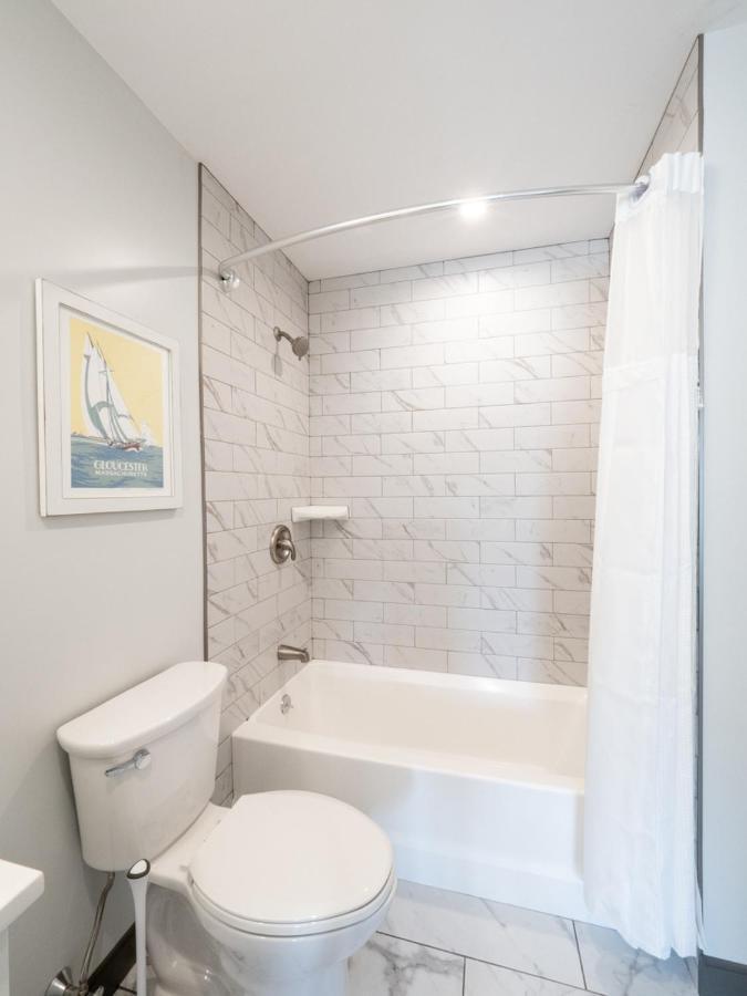 Long Beach Suites Gloucester Eksteriør bilde